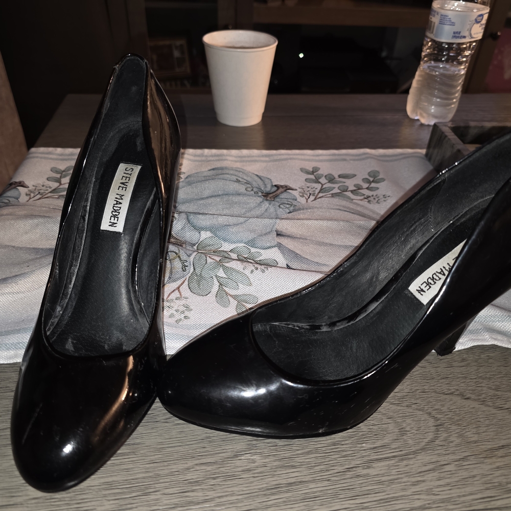 Steve Madden Black Patent Heels